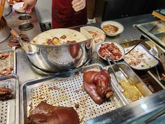 -明姨仔潮汕美食·碳炉猪脚·汕尾牛腩饭·起片鸡煲(起义路店)