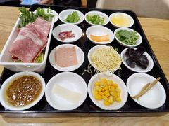 -妈妈故事米线(市府恒隆店)