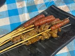 -老街烧烤大排档·地道湖北菜·龙虾馆(汉口火车站店)