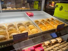 -HappyMiss花满楼·鲜花饼·鲜花茶·伴手礼(上海环球港店)