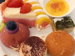 -圣丰索菲特·2 On 988 Café 自助餐厅