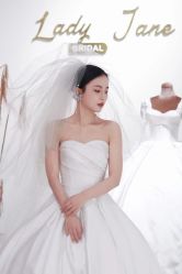 -Lady  Jane高端婚纱礼服馆