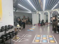 -超鹿运动(大唐世家店)