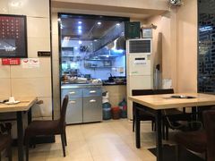 大堂-清真重庆巴爷香辣鸡煲(南小巷店)