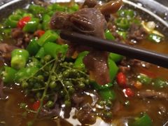 -万重锦·人文川菜馆(骡马市店)