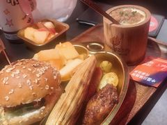 -何师烧烤Pro ·川味烧烤代表品牌(太古里旗舰店)