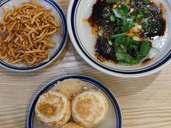-正南齐北·老街糯米团(洪崖洞店)
