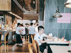 -吉布鲁牛排海鲜自助(假日国际店)