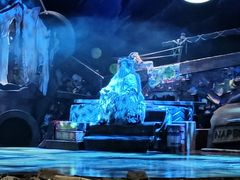 -交通银行前滩31演艺中心