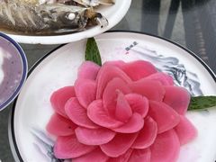 -七的湖·晚芳亭·阳澄湖农家菜·大闸蟹(莲花岛店)