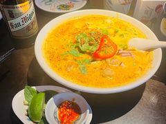 海鮮叻沙米粉-大头虾越式风味餐厅(光明广场店)