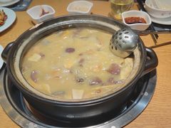 -一朵菌·野生菌探索家火锅(南亚店)