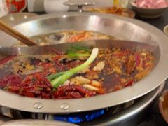 -四小区火锅·巷子里的重庆火锅(花照壁店)