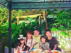 自助取餐区-山色柴火烤披萨·原切牛扒