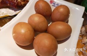 Steamed Live Duck Embryo