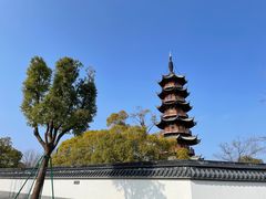 -龙华寺