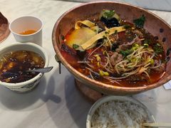 牛油锅底-成都你六姐·牛肉冒菜·麻辣香锅(长泰广场店)