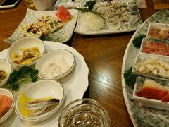 -青瓦餐厅·生鱼片·韩园烤肉(西塔店)