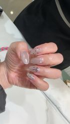 -悦指间美甲美睫