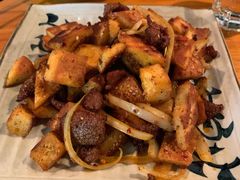 馕丁炒烤肉-疆Jiang·新疆秘制料理