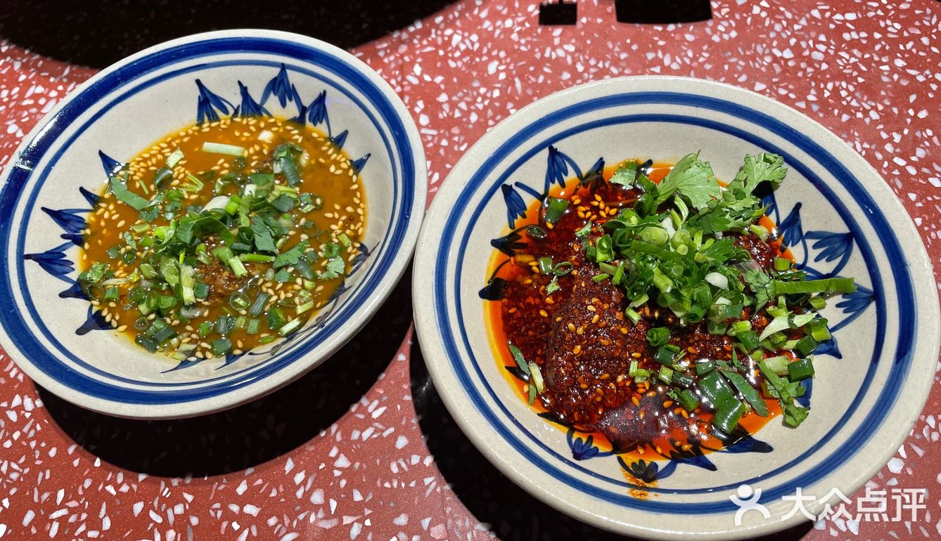 望云滇·云南酸菜牛肉火锅