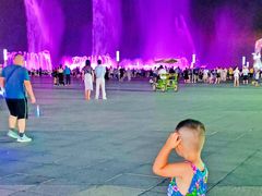 -东港音乐喷泉广场