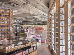 -猫的天空之城概念书店(北戴河蔚蓝海岸店)