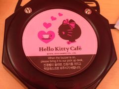 iphone_upload_pic-Hello Kitty Cafe(弘大店)