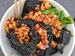 -黑色经典臭豆腐·湖南特产(步行街店)