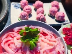 -茅草房·河畔园林火锅