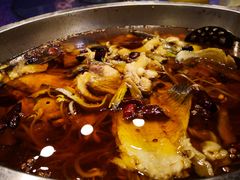 -鑫巴蜀小镇 · 水煮鱼专研店(玉桥店)