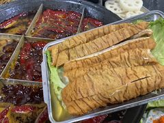 -铜元老码头鳝鱼火锅