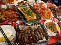 -李双猪·小龙虾·烧烤·羊肉煲(乐山店)