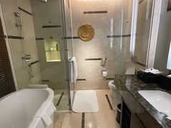 -青岛海尔洲际酒店
