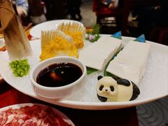 -小龙翻大江文化火锅(太古里店)