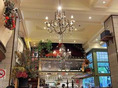 -玛格萝妮比萨屋(四平店)