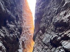 -天山神秘大峡谷