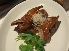 妙龄脆皮乳鸽-杭州君悦酒店·湖滨28中餐厅