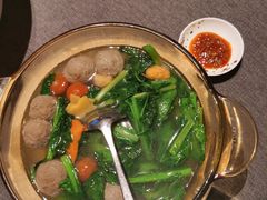 -虹潮荟·餐桌上的美食地理(太阳宫店)