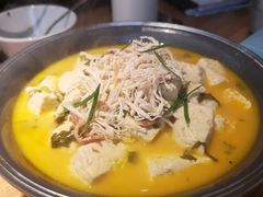 -蜜桃餐厅·伴山(湖滨商业街店)