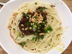 -韩包子(建设路店)