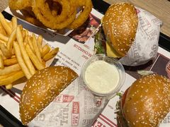 -The Habit Burger Grill 哈比特汉堡(复兴soho店)