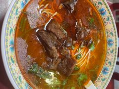 -金杨拉面王小吃面馆·牛三宝面·红烧牛肉粉
