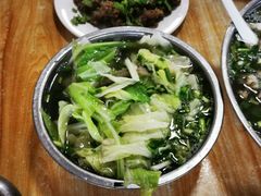 烫白菜-周记翘脚牛肉