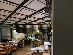 -瑰丽酒店·海吧·天际下午茶·现场DJ·天台酒吧