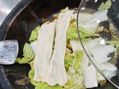 清江鱼锅-屯老二农家铁锅炖·行业领军者(梅江店)