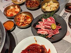 -草家酱蟹炭火烤肉店(珲春南路一店)
