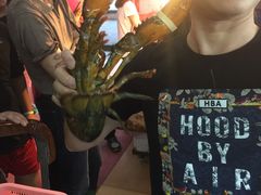 -鑫悦楼煎蟹·16年海鲜大排档