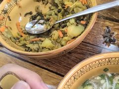 -正宗李家土鸡米线店