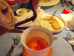 -弦月窗LUNETTE BY AMANDA(复兴路店)